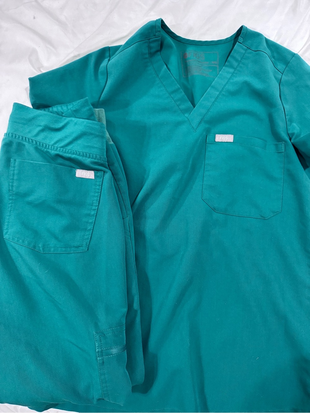 Figs Green V-Neck Scrub Top and Pants